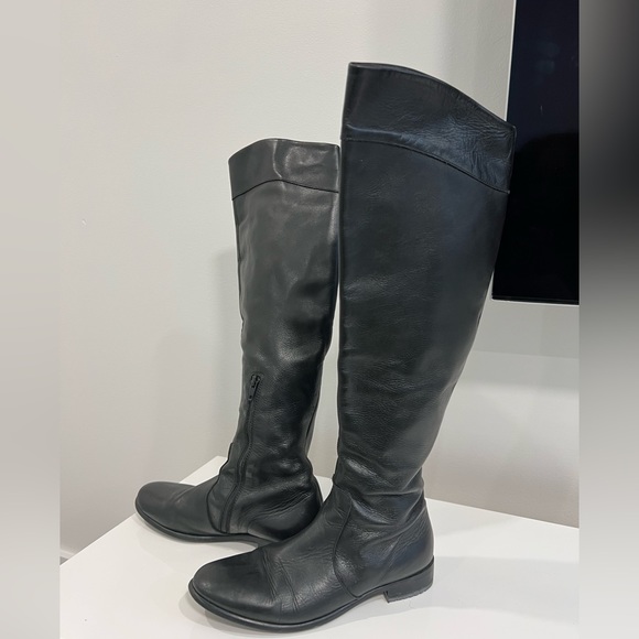 US 7.5 Black leather boots - Picture 4 of 4